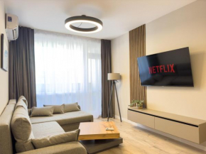 Modern & Spacious Two-Bedroom Apartment